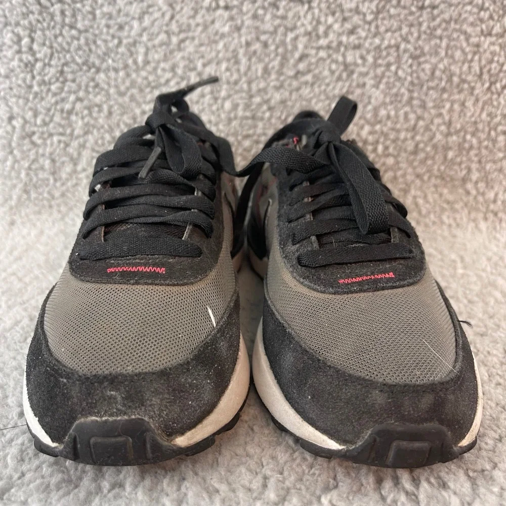 Nike Waffle One Kids GS‎ Size 3.5Y Grey Black Red Running Shoes DC0481-006
